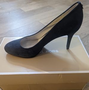 Michael Kor Dorothy Flex Pump